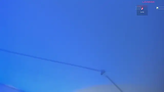 Snapshot of Yalezka_ chatting on June 28, 4:19 am Yalezka online show from June 28, 4:19 am