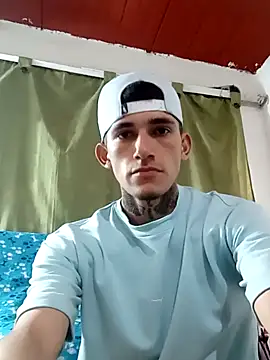 Alexwedcam online show from February 2, 9:25 pm