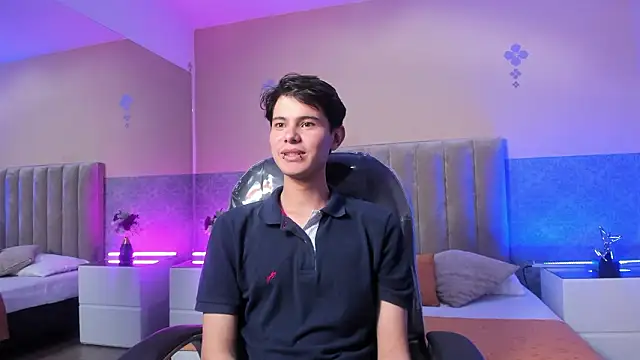 Derek Sinn online show from March 9, 9:07 pm