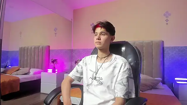 Derek Sinn online show from March 26, 6:50 pm