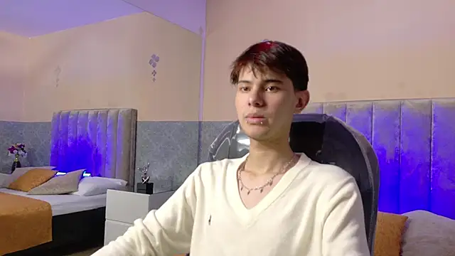 Derek Sinn online show from April 2, 7:42 pm