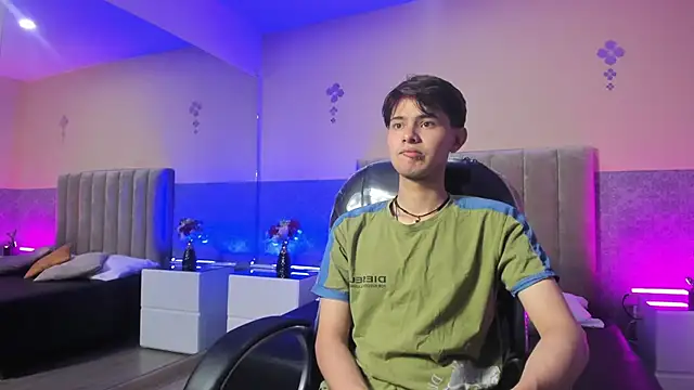 Derek Sinn online show from March 29, 1:13 pm