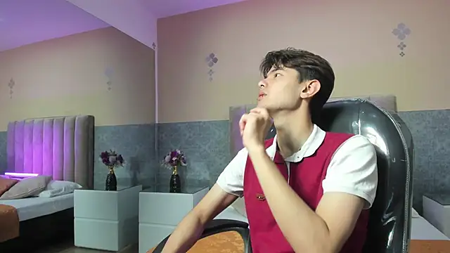 Derek Sinn online show from March 10, 7:51 pm