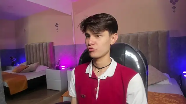 Derek Sinn online show from April 13, 7:51 pm