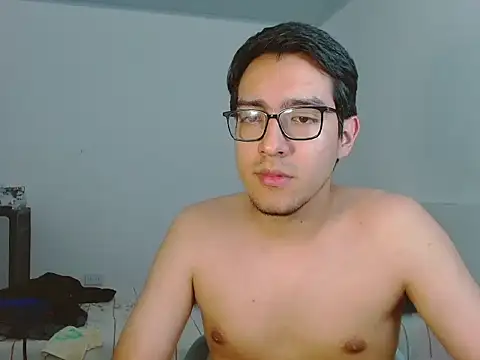 Snapshot of NickFin chatting on July 19, 2:31 am NickFin online show from July 19, 2:31 am