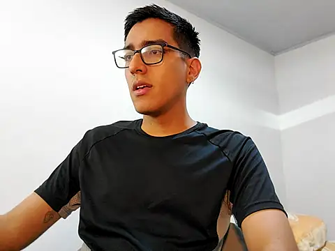 NickFin online show from February 25, 9:25 pm