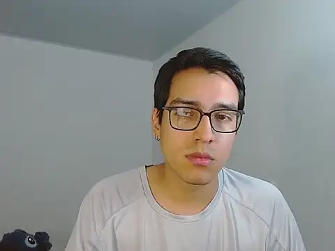 Snapshot of NickFin chatting on July 3, 3:46 am NickFin online show from July 3, 3:46 am