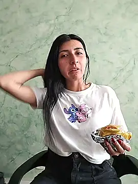 EmmaWilliamss4 online show from February 17, 2:58 pm