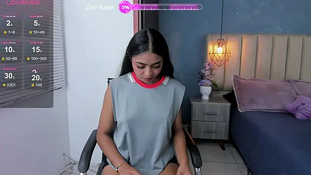 Charlothe 01 online show from June 20, 10:26 pm