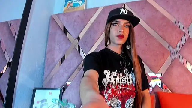 MeghanQueen   online show from April 15, 4:51 am