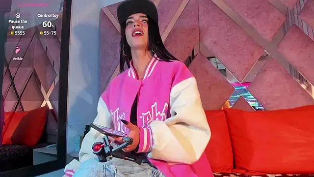 MeghanQueen   online show from March 4, 6:54 am