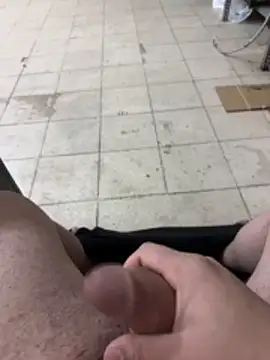 Snapshot of Can3438q chatting on February 8, 9:56 pm Can3438q online show from February 8, 9:56 pm