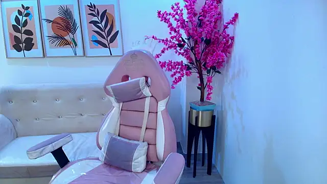 Madisson pitman online show from March 10, 3:43 am