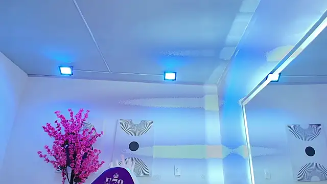 Madisson pitman online show from February 25, 8:19 pm