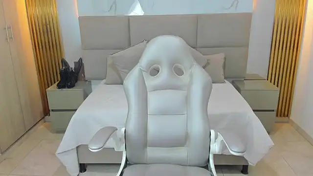 Nasira sultan online show from March 28, 2:23 am