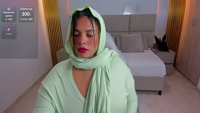 Snapshot of Nasira_sultan chatting on February 4, 2:17 am Nasira sultan online show from February 4, 2:17 am