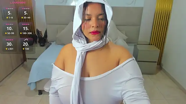 Snapshot of Nasira_sultan chatting on February 22, 2:47 am Nasira sultan online show from February 22, 2:47 am