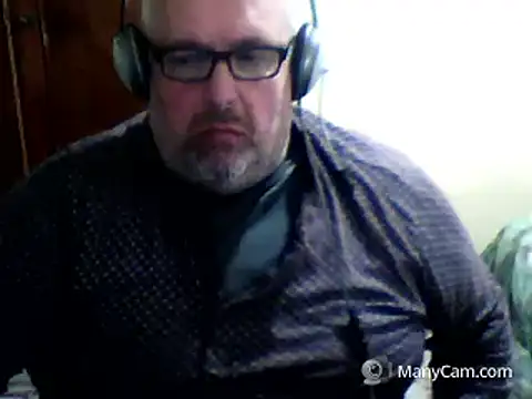 swichcassanesi online show from May 7, 9:07 pm