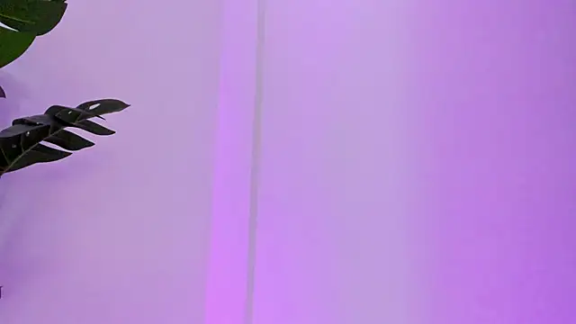 Snapshot of lovesweetash chatting on February 5, 8:32 am lovesweetash online show from February 5, 8:32 am