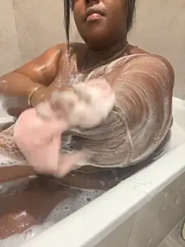 BouncyBBW online show from February 1, 5:44 pm