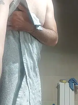 dollar sub online show from April 15, 5:50 pm