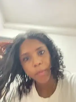 LIA PARKERR online show from February 21, 12:12 am