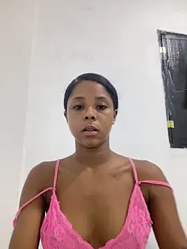 LIA PARKERR online show from April 11, 2:30 am