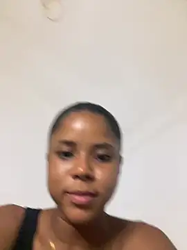 LIA PARKERR online show from March 21, 1:40 am