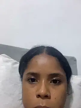 LIA PARKERR online show from February 10, 6:12 am