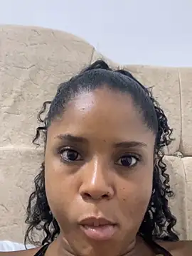 LIA PARKERR online show from March 2, 1:28 am