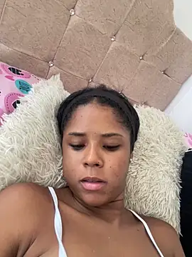 LIA PARKERR online show from February 27, 5:57 pm