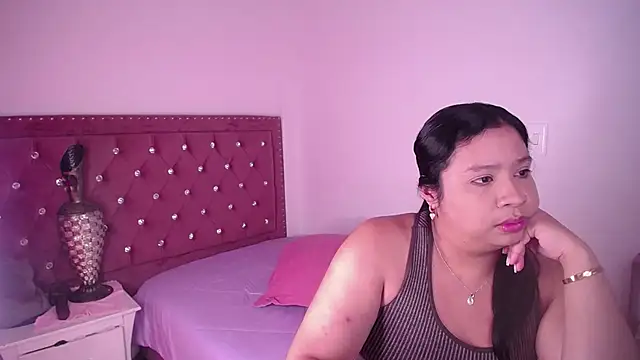 Snapshot of miafuegolatino chatting on June 25, 2:53 am miafuegolatino online show from June 25, 2:53 am