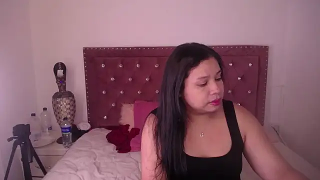 miafuegolatino online show from March 4, 2:30 am