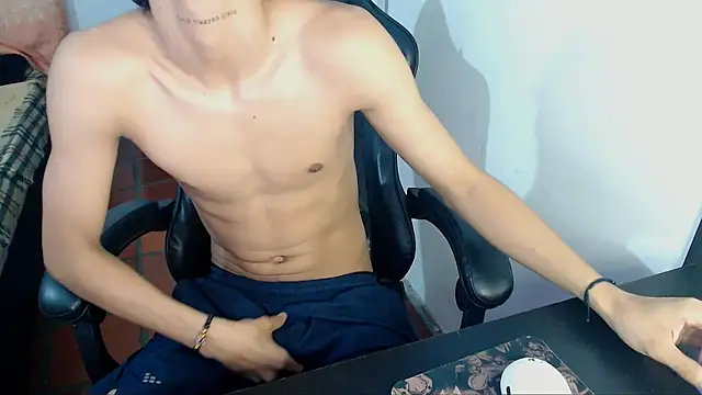 Snapshot of BOY_0914 chatting on February 8, 5:16 am BOY 0914 online show from February 8, 5:16 am