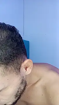 junior men22 online show from March 24, 2:06 pm