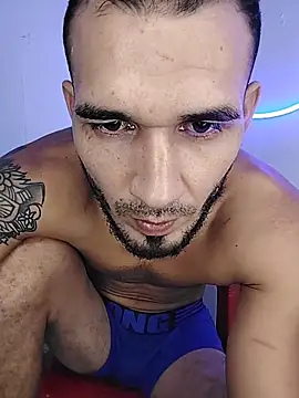 junior men22 online show from March 10, 2:54 pm