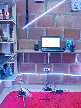 Tatianna Loove  online show from April 10, 3:19 pm