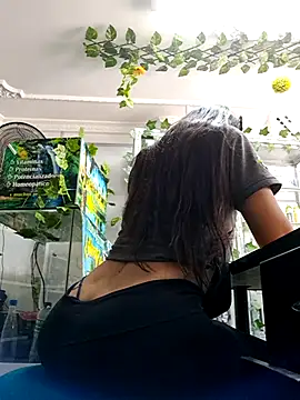 Tatianna Loove  online show from April 29, 5:30 pm