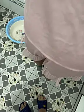 Snapshot of kimoanh102 chatting on February 27, 11:32 am kimoanh102 online show from February 27, 11:32 am