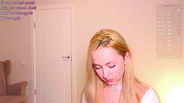 Snapshot of xloex chatting on February 2, 8:19 pm xloex online show from February 2, 8:19 pm