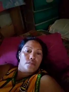 sexymom siovie online show from May 5, 7:00 am