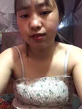 honeyyy110 online show from March 2, 2:23 am