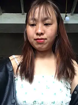 honeyyy110 online show from February 8, 2:31 am