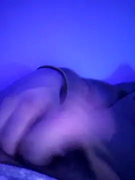 Snapshot of franc_300 chatting on May 20, 1:02 am franc 300 online show from May 20, 1:02 am