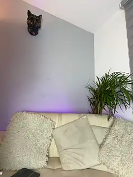 Elirpo online show from April 11, 2:08 am