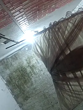 Snapshot of Mey_mey2k3 chatting on February 22, 2:58 am Mey mey2k3 online show from February 22, 2:58 am