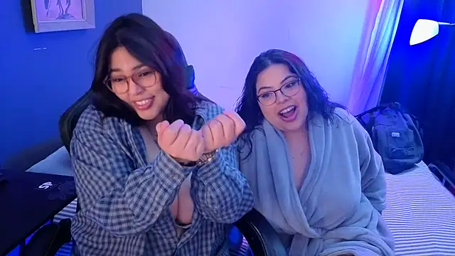 KittyTatts online show from February 4, 4:18 am