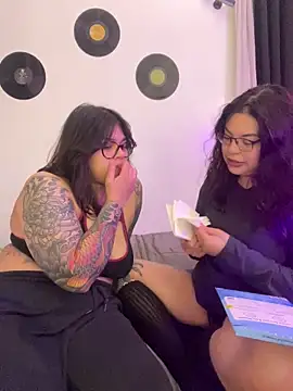 KittyTatts online show from March 1, 1:49 am