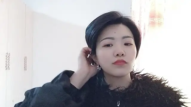 Snapshot of Nikishine chatting on February 19, 6:10 am Nikishine online show from February 19, 6:10 am