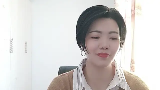 Snapshot of Nikishine chatting on February 15, 5:30 am Nikishine online show from February 15, 5:30 am